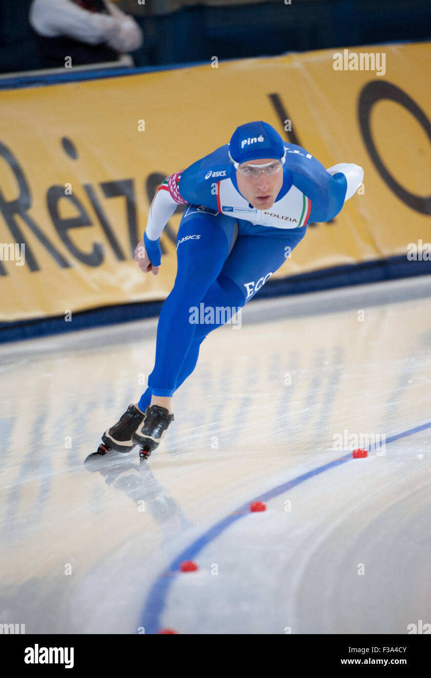 Isu world single distance championships hires stock photography and images Alamy