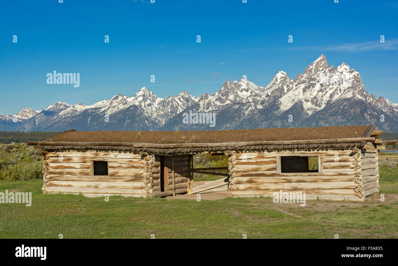 Wyoming, Grand Teton National Park, Cunningham Cabin built 1885, double-pen log cabin aka dog-trot style building Stock Photo