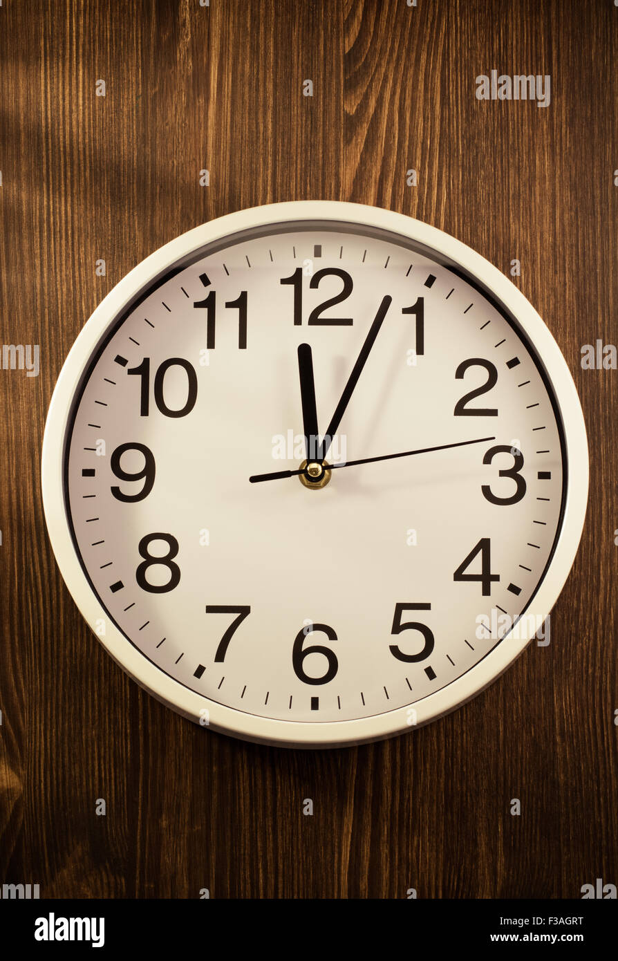 Child wall clock hi-res stock photography and images - Alamy