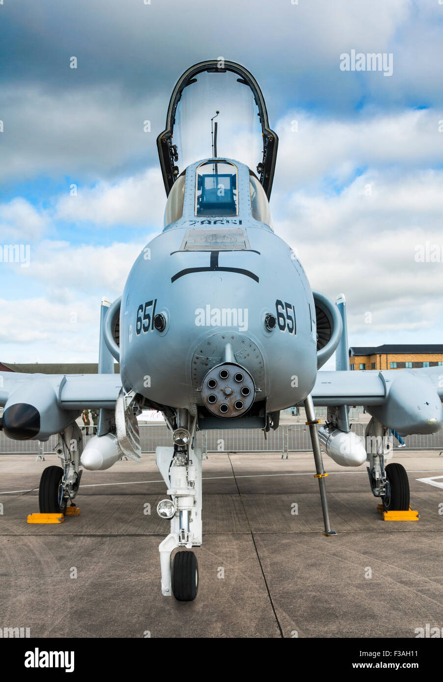 Head-on view of Fairchild Republic A-10 Thunderbolt II (parked) showing the nose-mounted 30 mm GAU-8/A Avenger rotary autocannon Stock Photo
