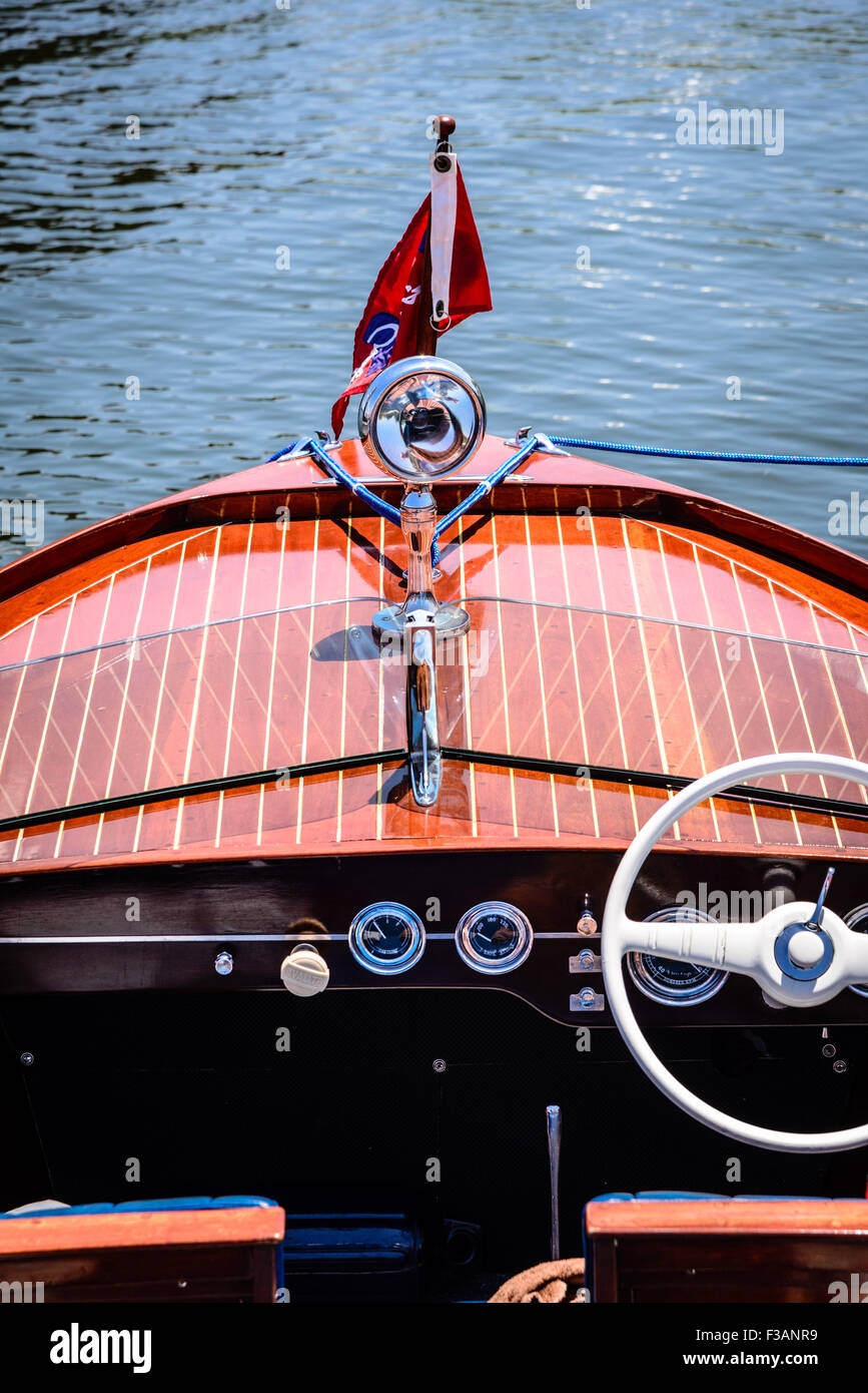 Vintage Chris Craft Boat Stock Photos Vintage Chris Craft Boat
