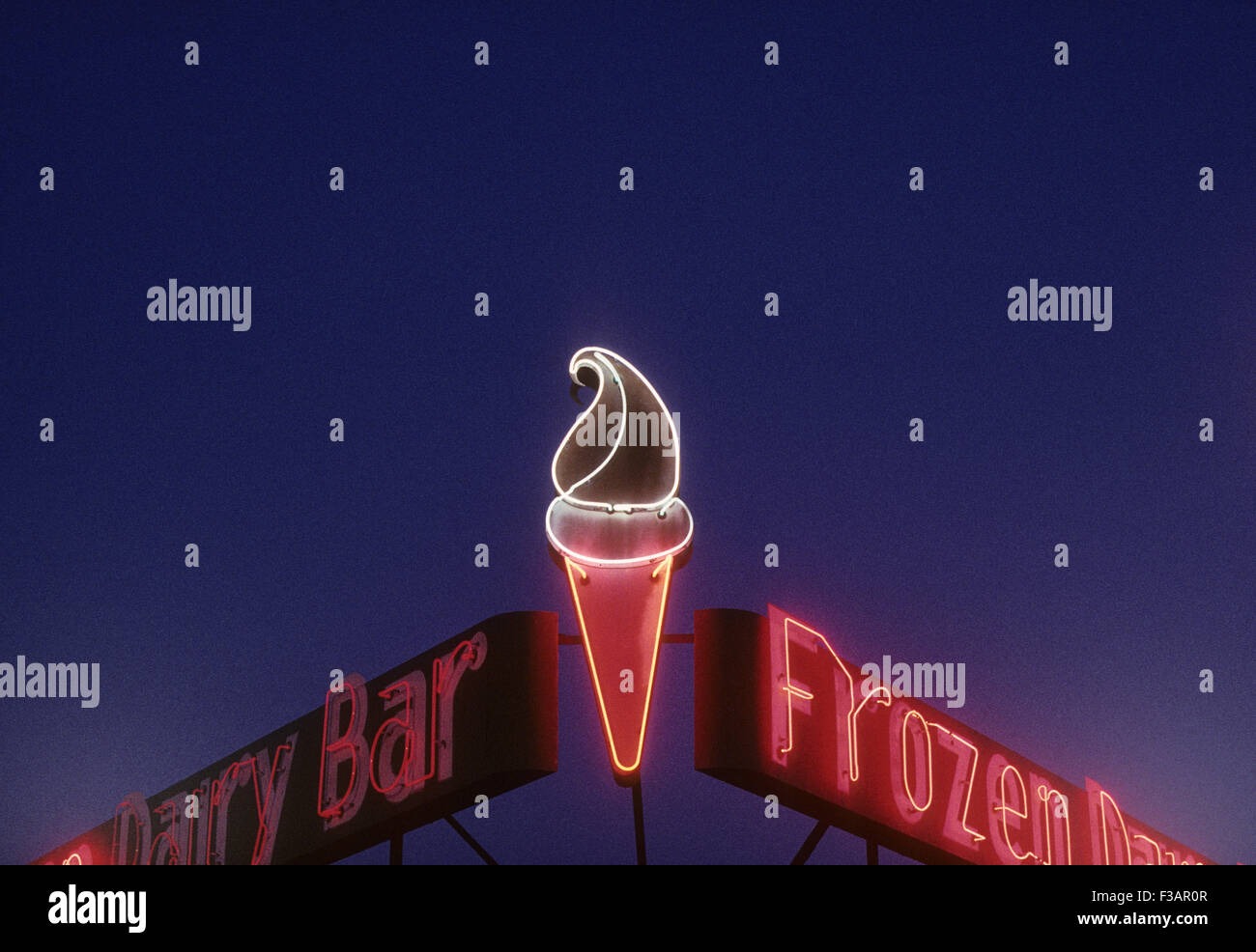 Dairy Bar Frozen Custard Stock Photo Alamy