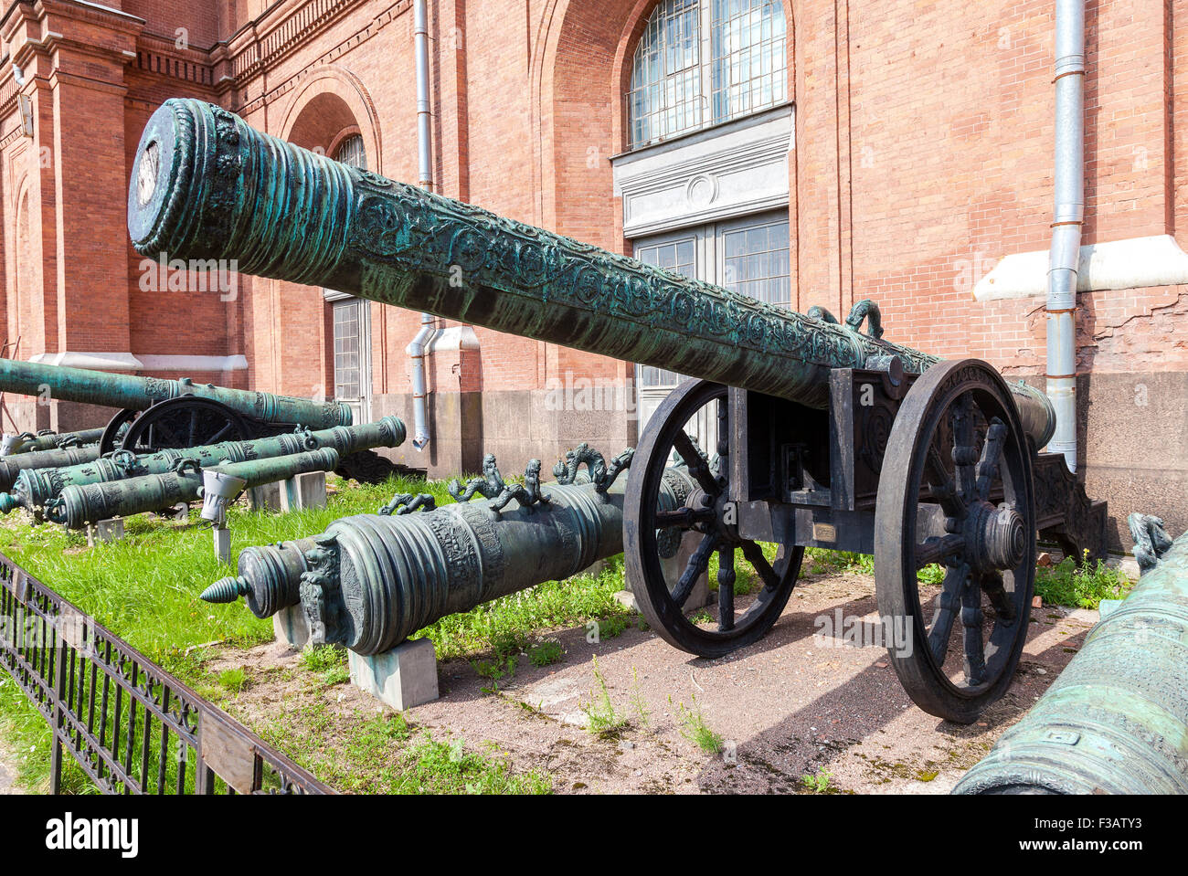 Bronze Cannon High Resolution Stock Photography and Images - Alamy
