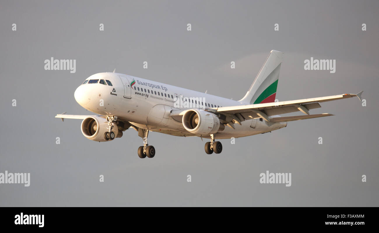 Bulgaria Air Airbus a319 LZ-FBA coming into land at London Heathrow Airport LHR Stock Photo