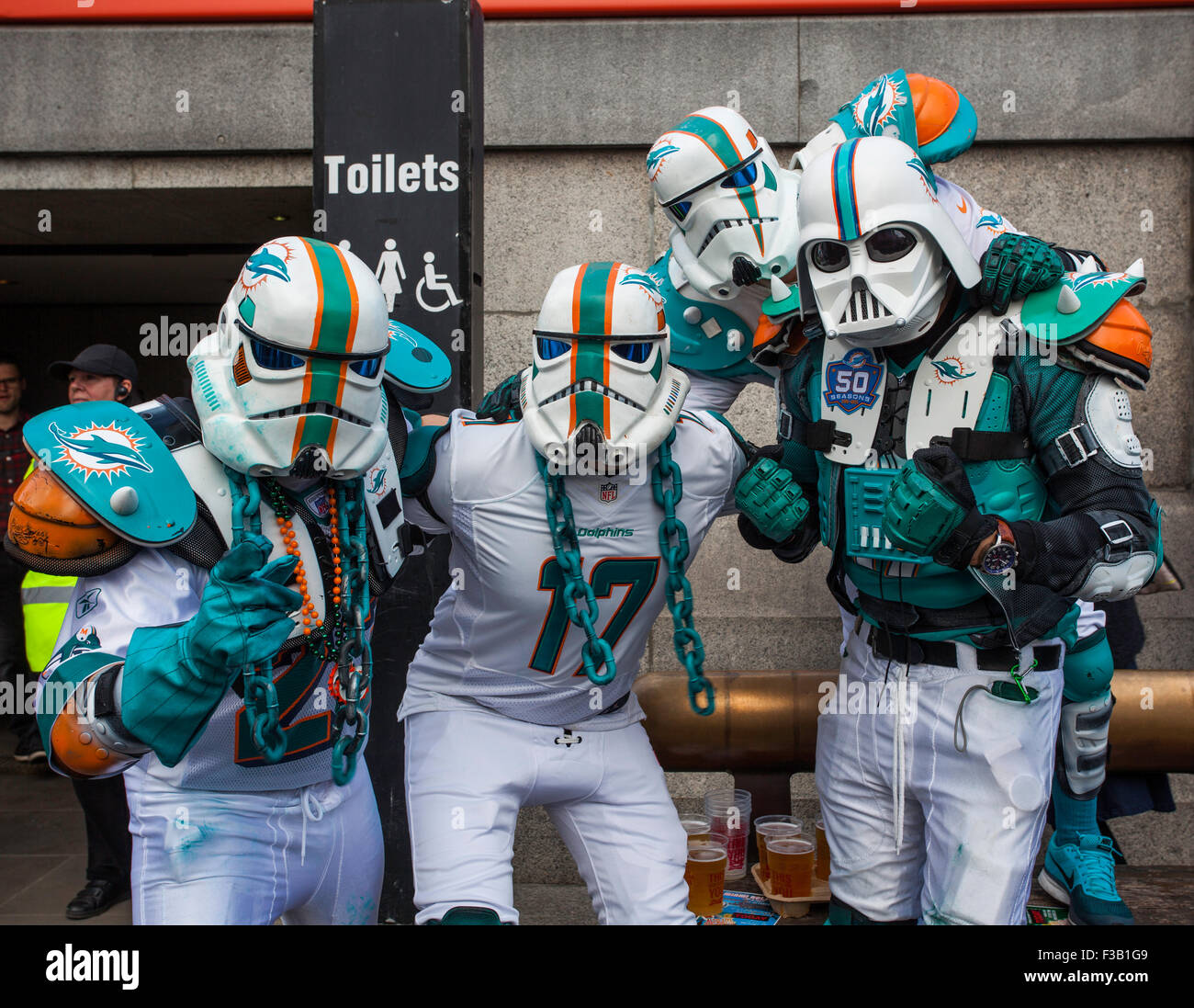 Fan nfl hires stock photography and images Alamy