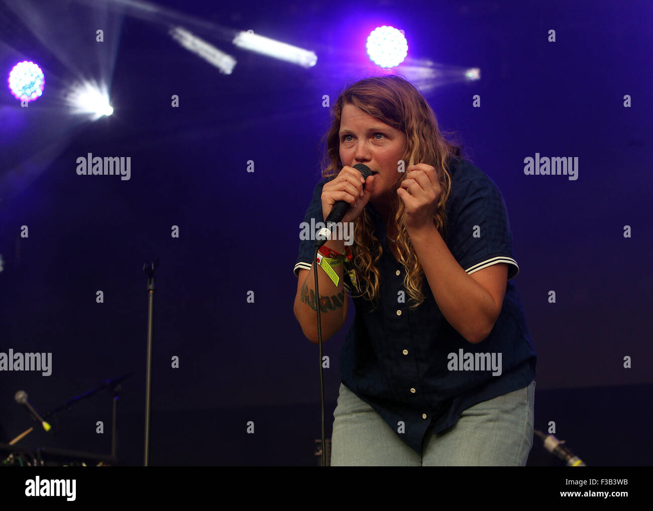 Kate Tempest performing and the closing firework display during Day Three of Camp bestival at Lulworth Castle, Dorset on Sunday 2nd August 2015  Featuring: kate tempest Where: Dorset, United Kingdom When: 03 Aug 2015 Stock Photo