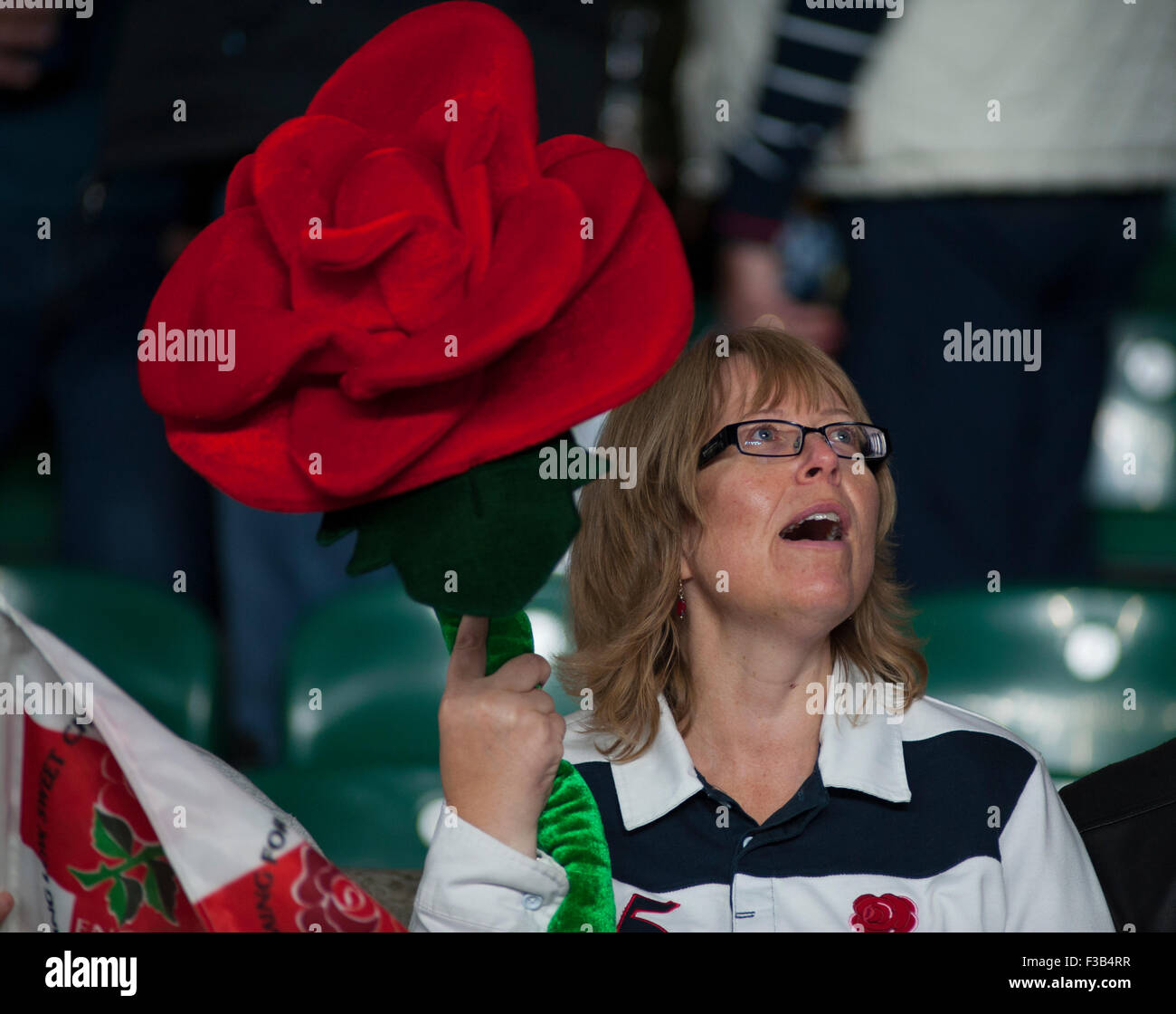 England rugby red rose hi-res stock photography and images - Alamy