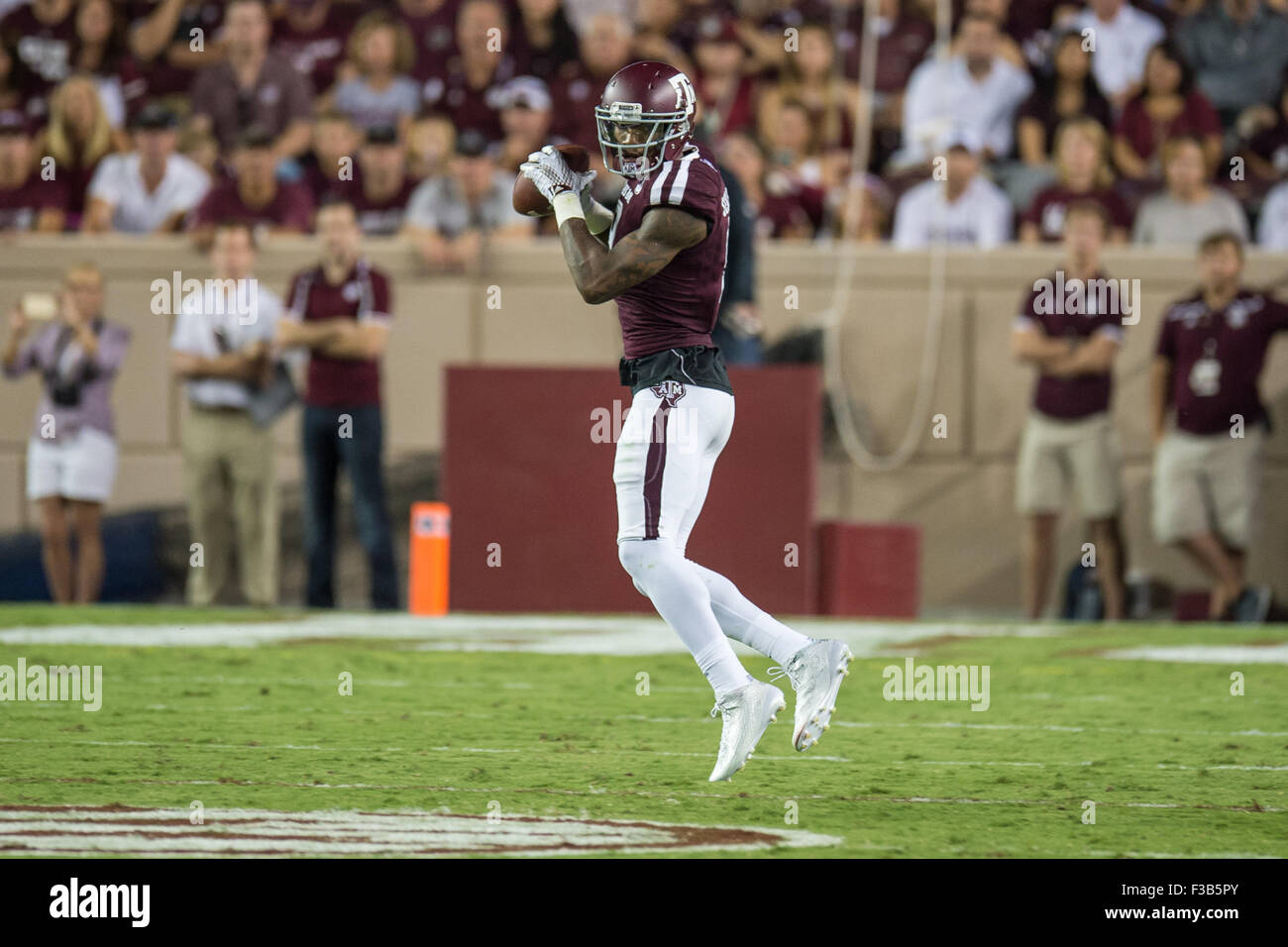 Why wide receiver Ricky Seals-Jones is the Aggies veteran to watch