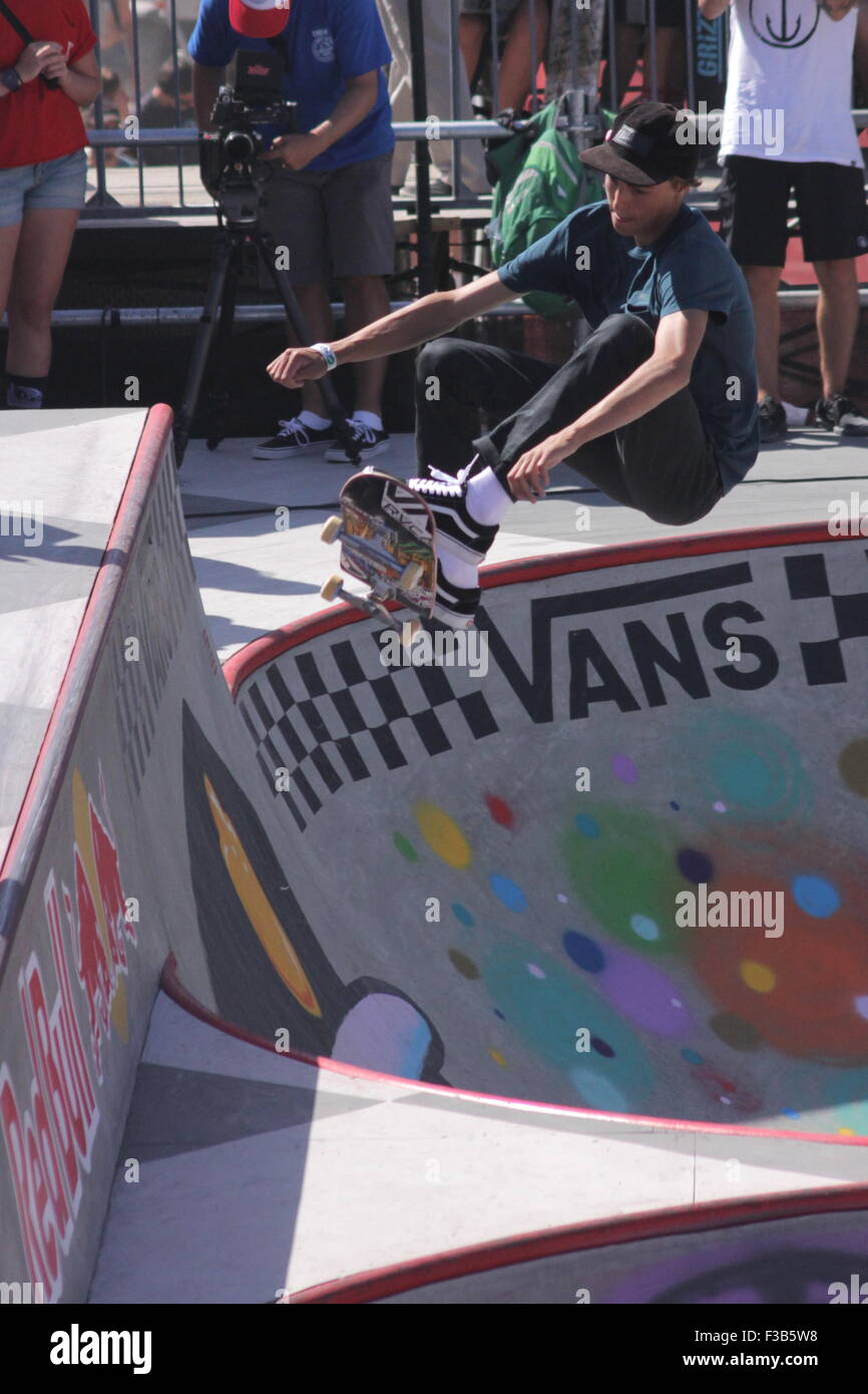 2015 Vans US Open of Surfing - Skateboard Pros compete in the Van Doren  Invitational at Huntington Beach Featuring: Curren Caples Where: Huntington  Beach, California, United States When: 02 Aug 2015 Stock Photo - Alamy