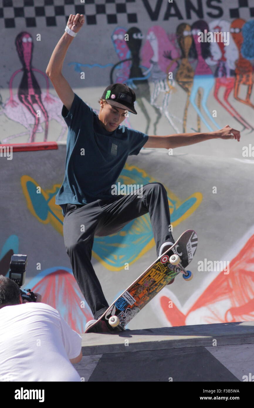 2015 Vans US Open of Surfing - Skateboard Pros compete in the Van Doren  Invitational at Huntington Beach Featuring: Curren Caples Where: Huntington  Beach, California, United States When: 02 Aug 2015 Stock Photo - Alamy