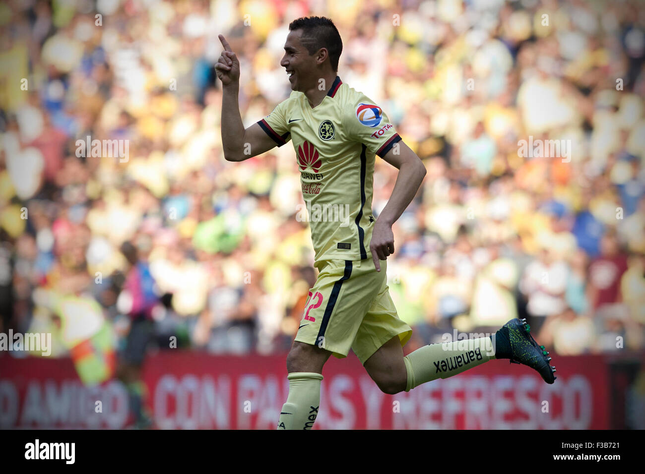Mexico City, Mexico. 3rd Oct, 2015. America's Paul Aguilar celebrates scoring during the match against Jaguares of the 2015 Opening Tournament of the MX League held in the Azteca Stadium, in Mexico City, capital of Mexico, on Oct. 3, 2015. America won the match 2-1. © Jorge Rios/Xinhua/Alamy Live News Stock Photo