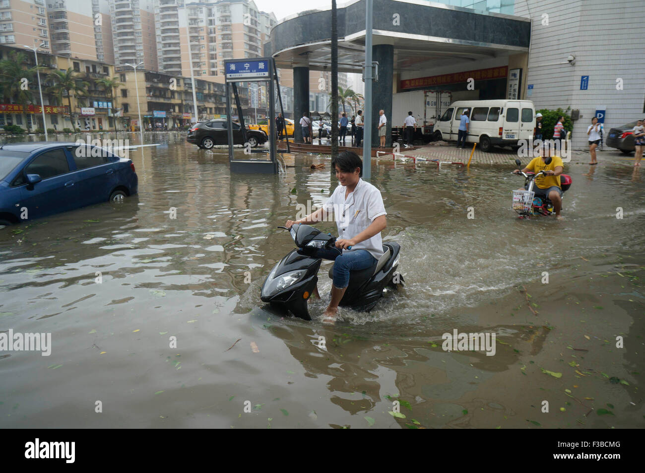 Zhanjiang China s Guangdong Province 4th Oct 2015 People Ride On zhanjiang-china-s-guangdong-province-4th-oct-2015-people-ride-on