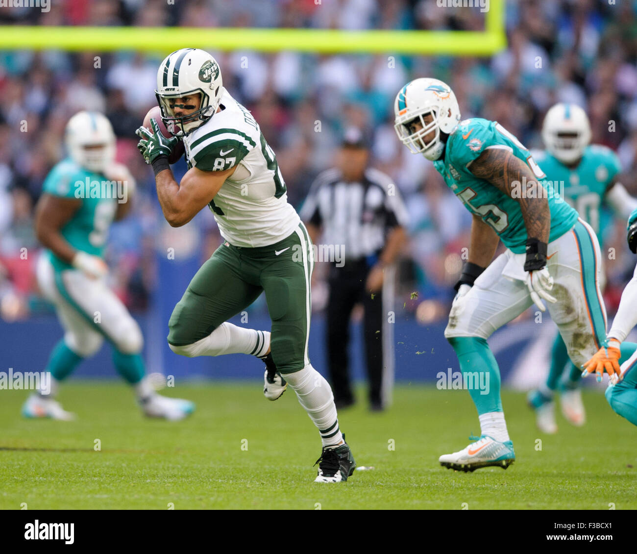 Eric decker hires stock photography and images Alamy