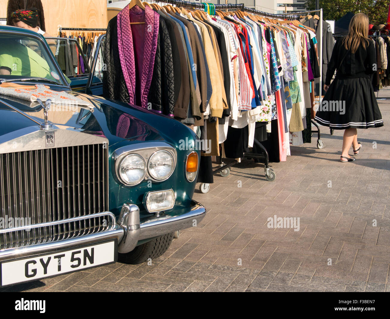 London, UK. 04th Oct, 2015. Classic car Boot fair Kings Cross 04/10/15 Credit:  Martyn Goddard/Alamy Live News Stock Photo