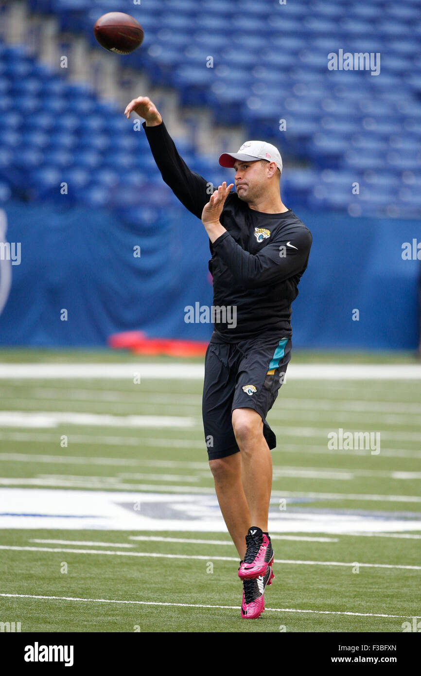 October 4, 2015: Jacksonville Jaguars quarterback Chad Henne (7) throws the ball during warm-ups prior to the NFL game between the Jacksonville Jaguars and the Indianapolis Colts at Lucas Oil Stadium in Indianapolis, Indiana. Christopher Szagola/CSM Stock Photo