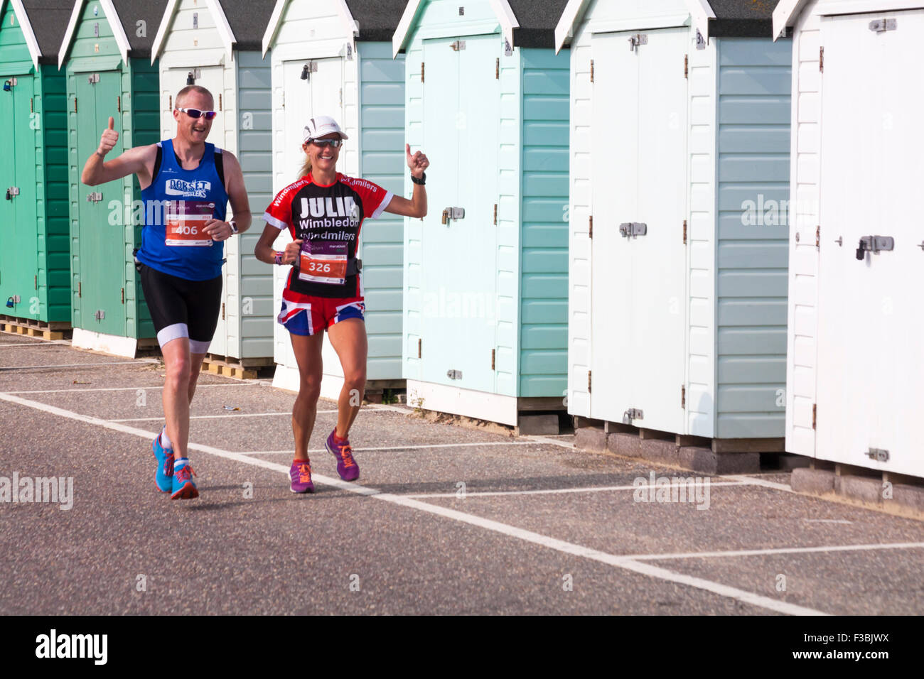 Bournemouth, Dorset, UK. 4 October 2015. Over 11000 people take part in the Bournemouth Marathon Festival over the weekend. The second day sees the full marathon and half marathon. Marathon participants Credit:  Carolyn Jenkins/Alamy Live News Stock Photo