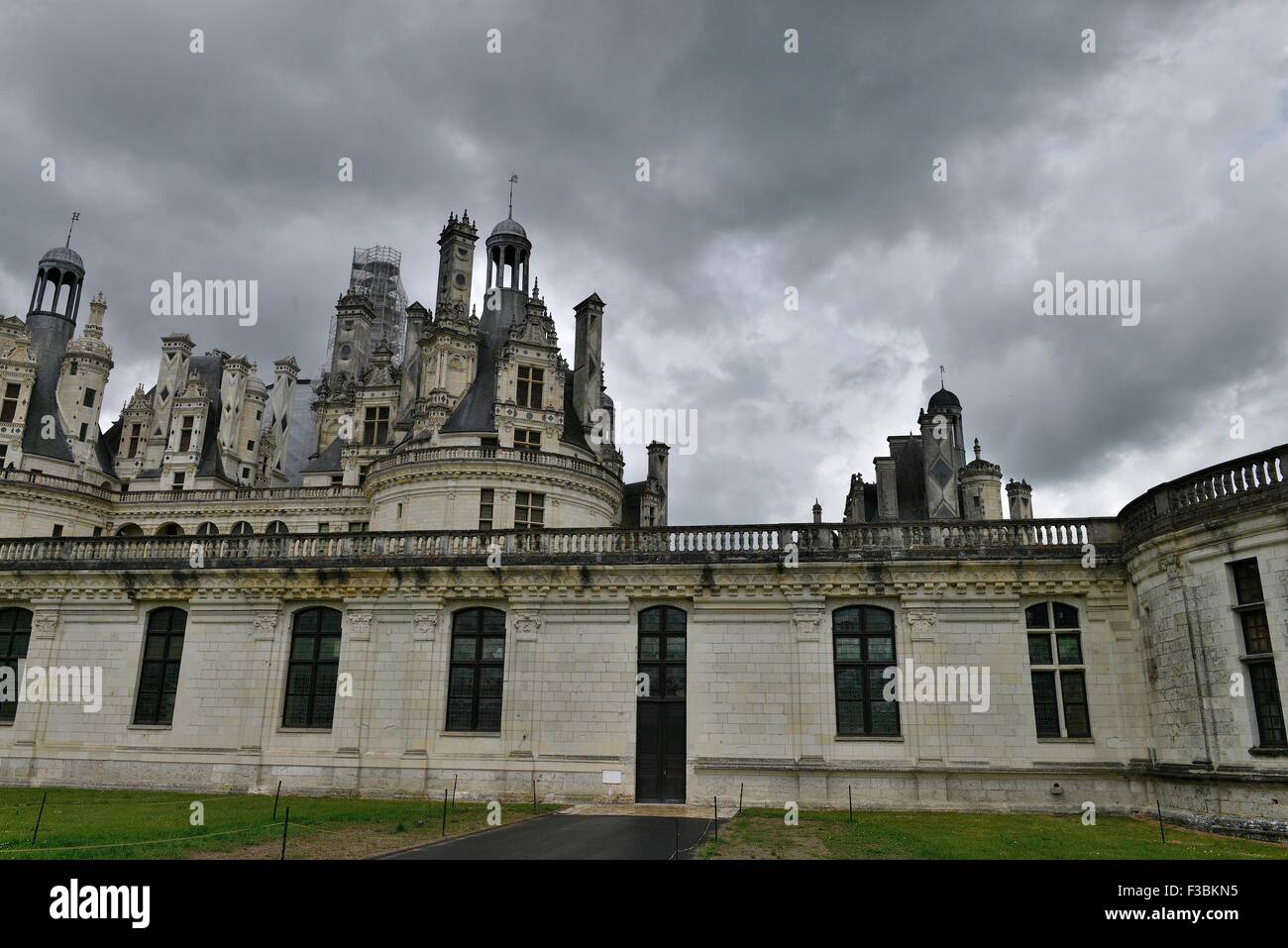 The royal Château de Chambord at Chambord, Loir-et-Cher, France, is one of the most recognizable châteaux in the world. UNESCO WORLE HERITAGE SITE Stock Photo