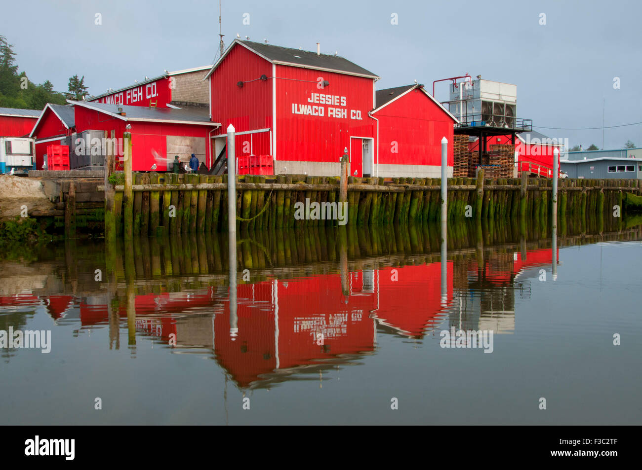 Ilwaco marina hires stock photography and images Alamy