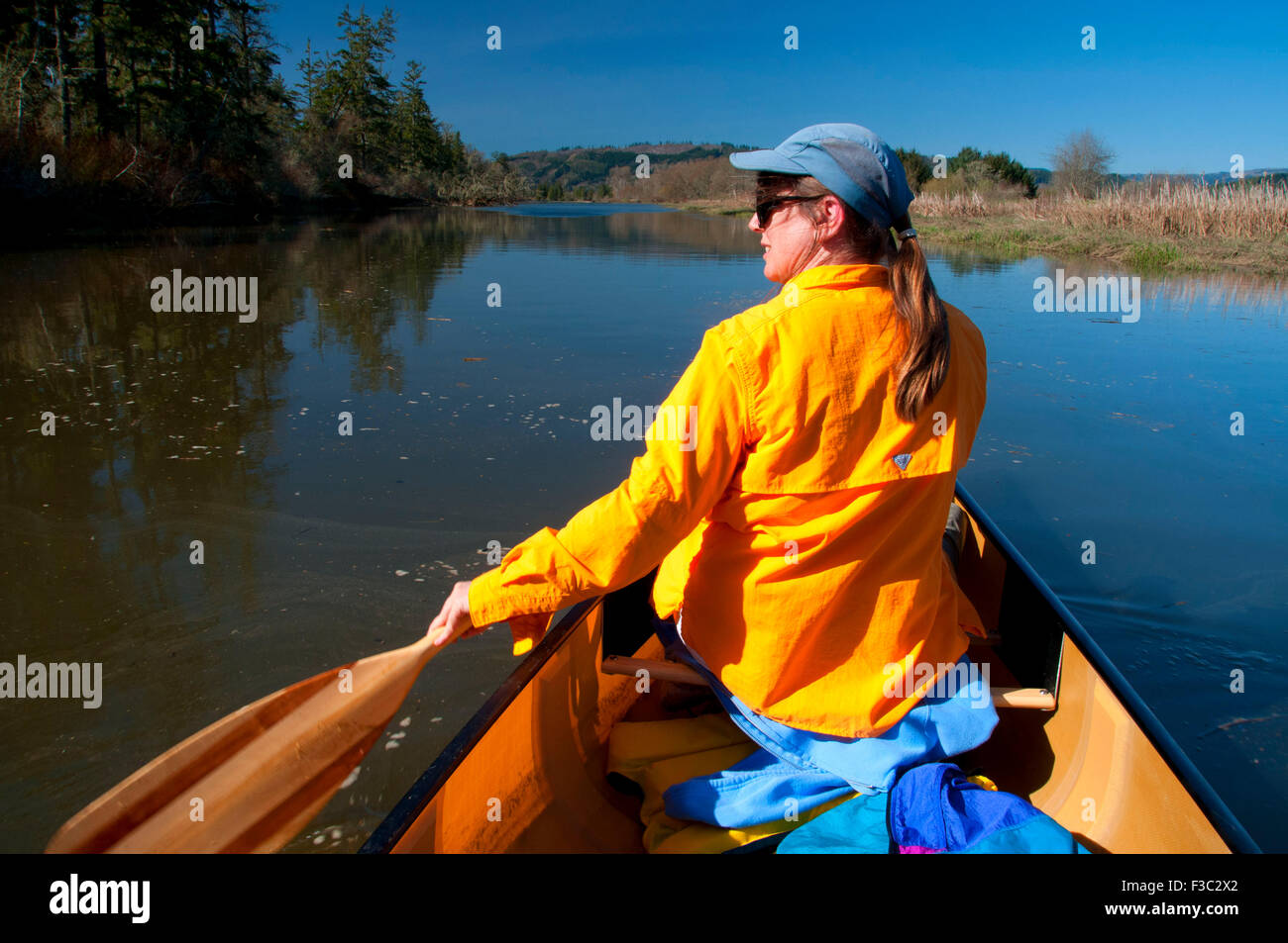 Canoeing on Steamboat Slough, Julia Butler Hansen Refuge for the