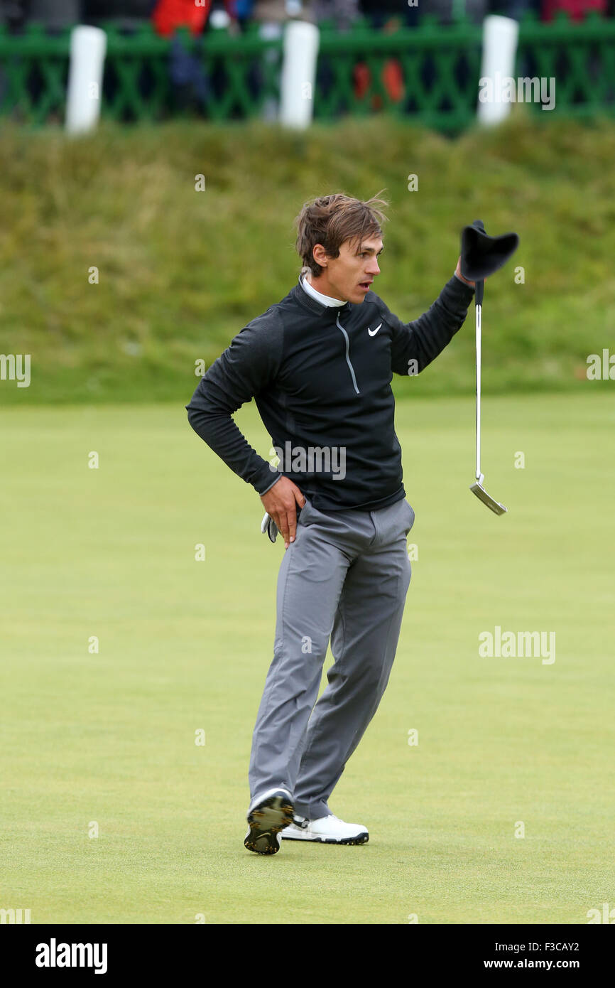 St Andrews, Scotland. 04th Oct, 2015. Alfred Dunhill Links Golf Thorbjorn Olesen reacts to his birdie putt on the 18th green Credit:  Action Plus Sports/Alamy Live News Stock Photo