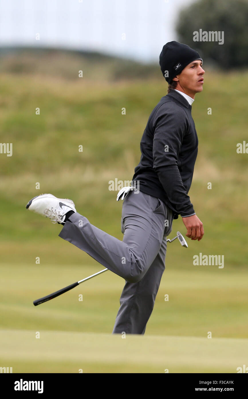 St Andrews, Scotland. 04th Oct, 2015. Alfred Dunhill Links Golf. Thorbjorn Olesen react to his birdie putt on the Road Hole Credit:  Action Plus Sports/Alamy Live News Stock Photo