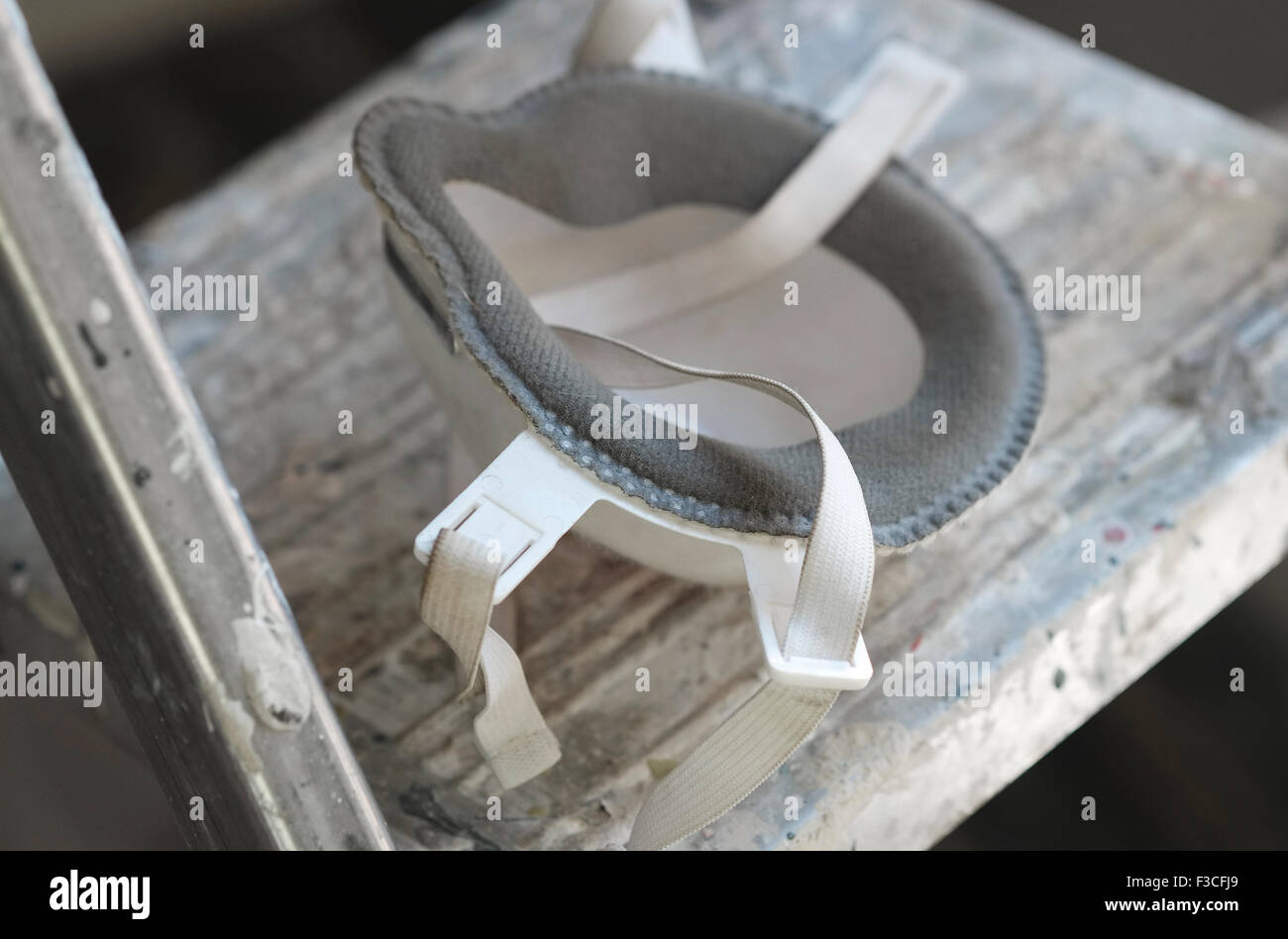 do it yourself dust face mask on step ladder Stock Photo - Alamy