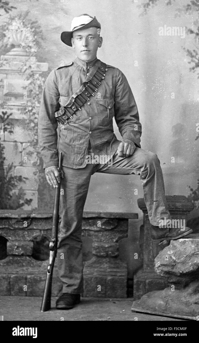 victorian soldier with slade wallace leather equipment and martini