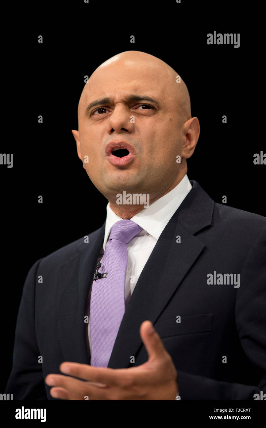 Manchester, UK. 5th October 2015. The Rt Hon Sajid Javid MP, Secretary of State for Business, Innovation and Skills and President of the Board of Trade speaks at Day 2 of the 2015 Conservative Party Conference in Manchester. Credit:  Russell Hart/Alamy Live News. Stock Photo