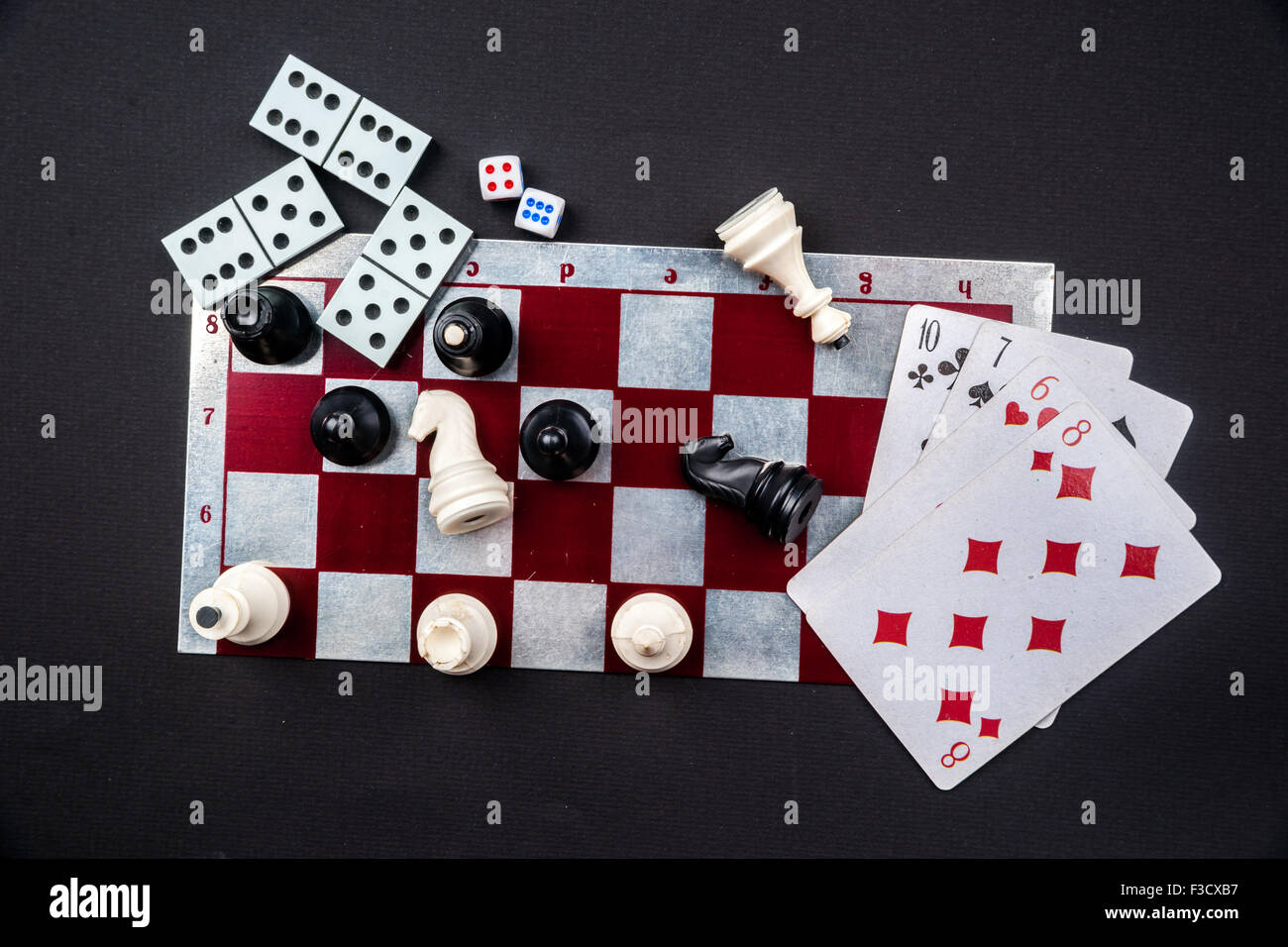 Chess Compass Stock Photos and Images - 123RF