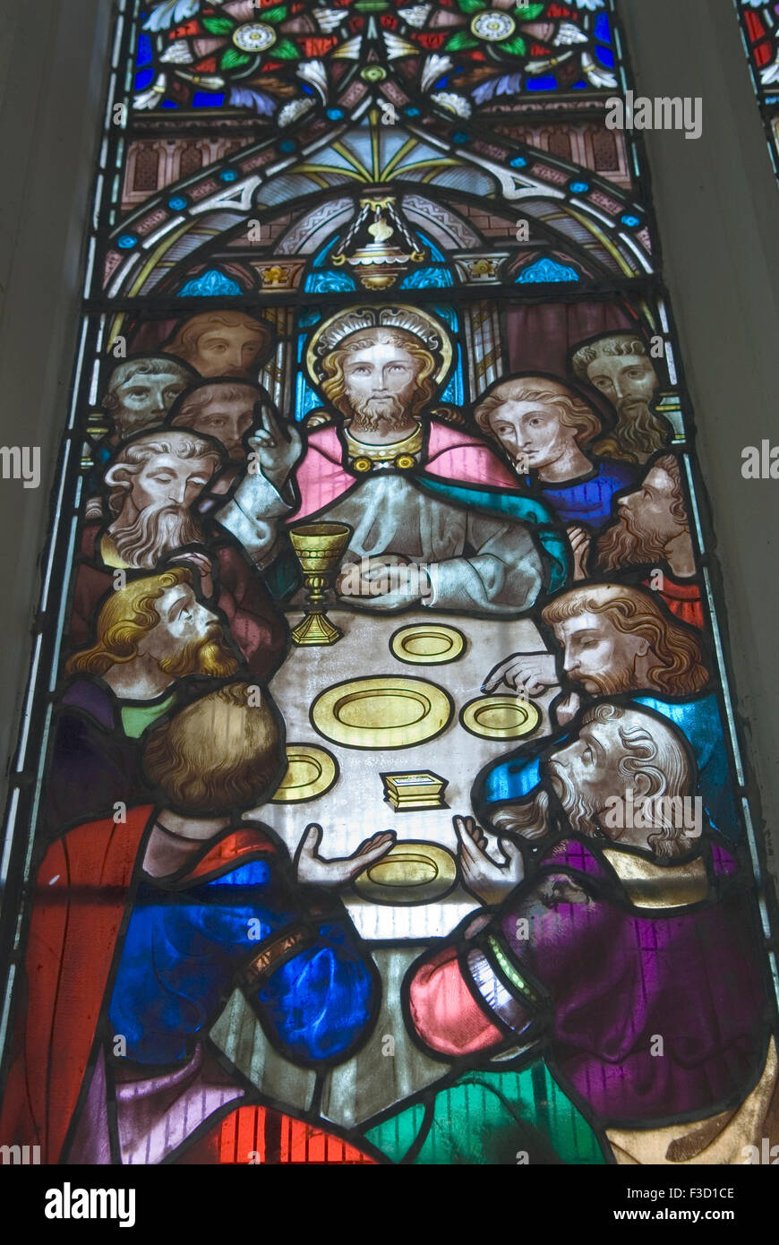 Modern stained glass window of Christ at The Last Supper in St Marys Church Bumpstead, Essex, England 2nd October 2015.  HOMER SYKES Stock Photo