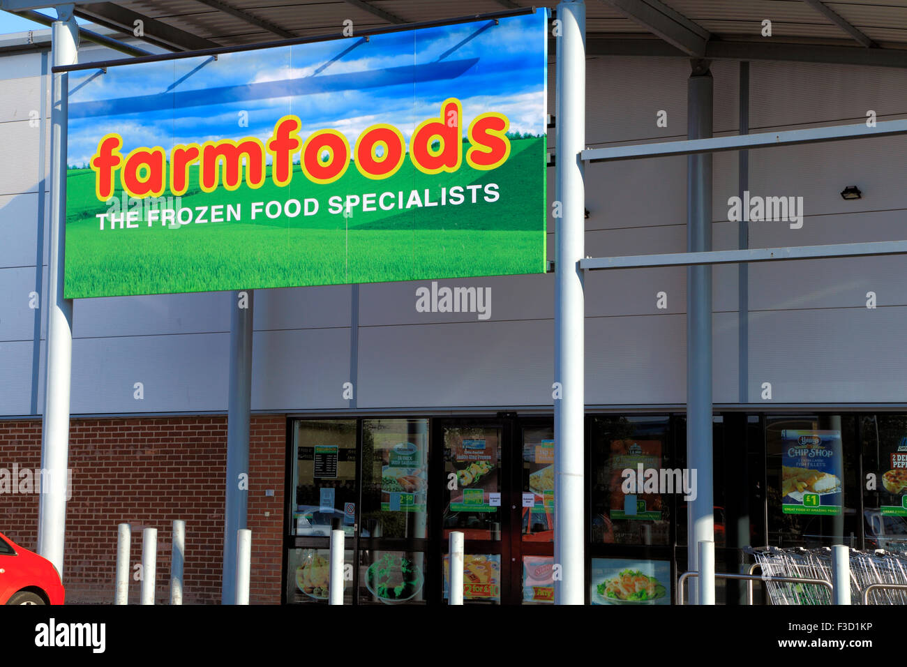 farmfoods supermarket chain, superstore, Farm Foods, Kings Lynn Norfolk England UK Stock Photo