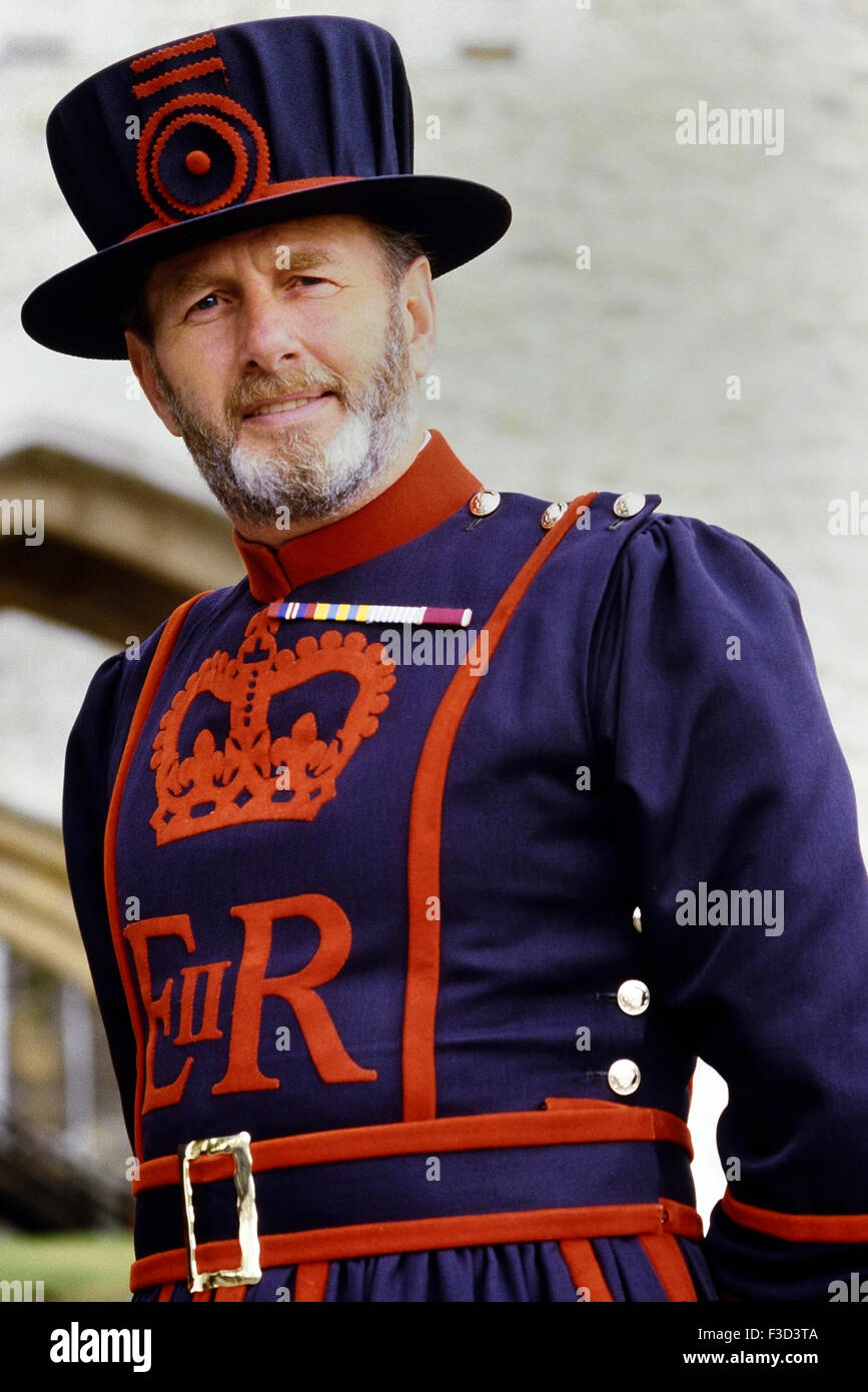 Beefeater at the Tower of London, London, England, United Kingdom, Europe Stock Photo