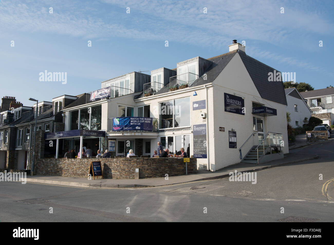 The Mariners Public House in Rock Cornwall does a good trade on a sunny
