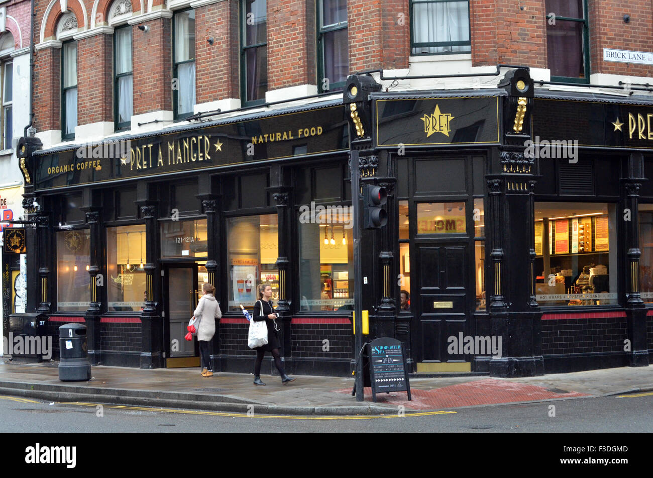 London,UK,5 October 2015,Sandwich chain Pret Manger opens Brick Lane ...