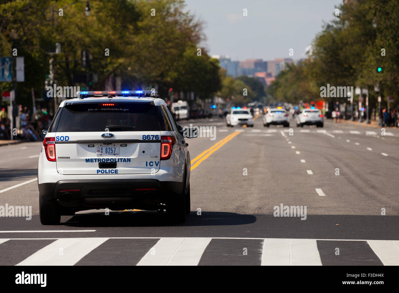 MPD SUV cruisers blocking city street - Washington, DC USA Stock Photo