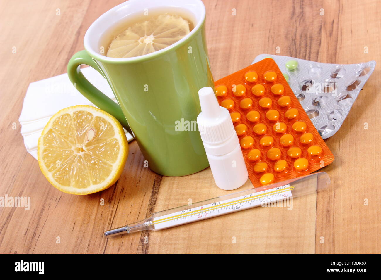 Начинающий простуда таблетки. Таблетки при простуде и гриппе. Препараты от гриппа. Средство при орви и гриппе взрослым. Противопростудные препараты в таблетках.