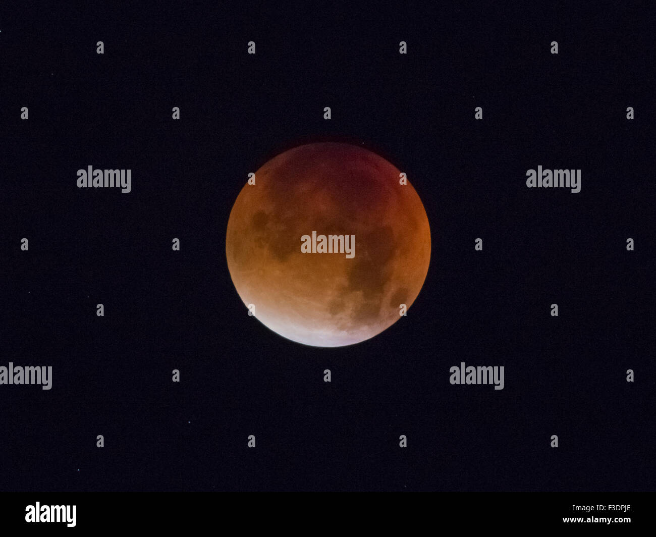 Total lunar eclipse, full moon, 28/09/2015, 042244, Oberhof
