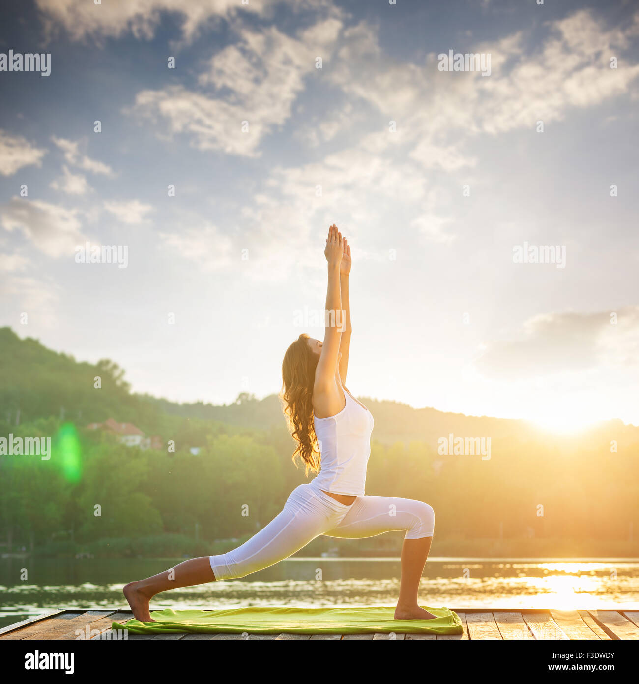 Girl yoga lake hi-res stock photography and images - Alamy