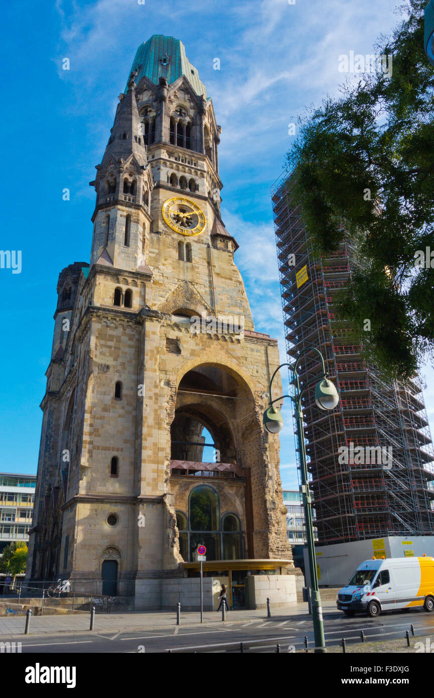 Kaiser-Wilhelm-Gedächtnis-Kirche, Kurfürstendamm, Charlottenburg, west Berlin, Germany Stock Photo