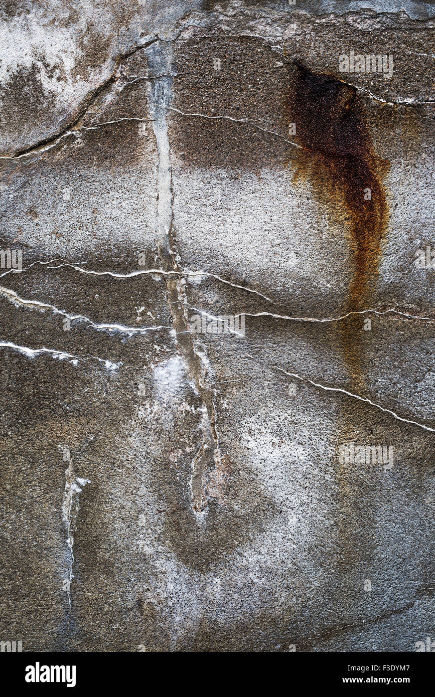 Cracked, water and rust stained wall Stock Photo - Alamy