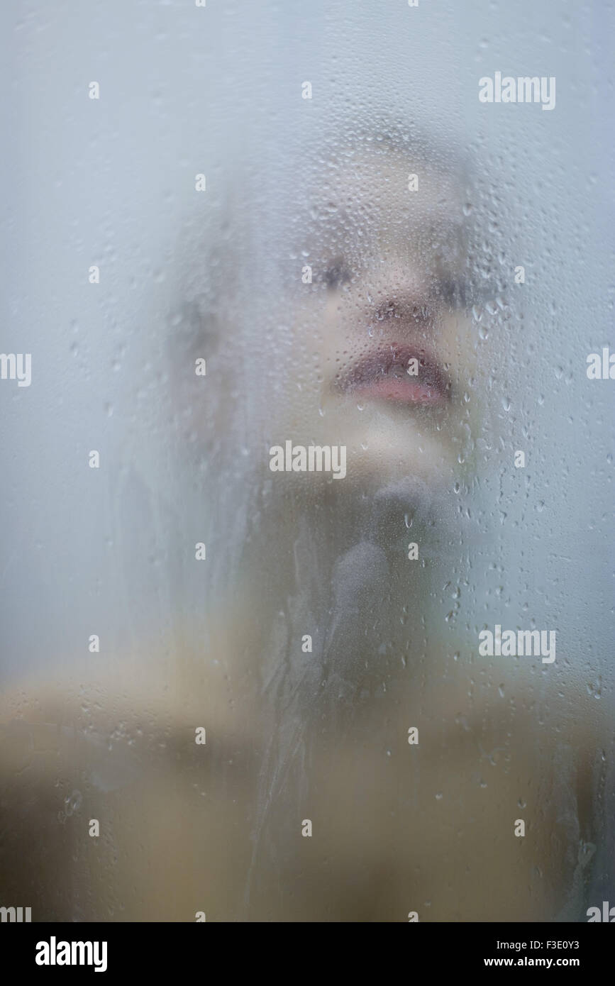 Steamy shower hires stock photography and