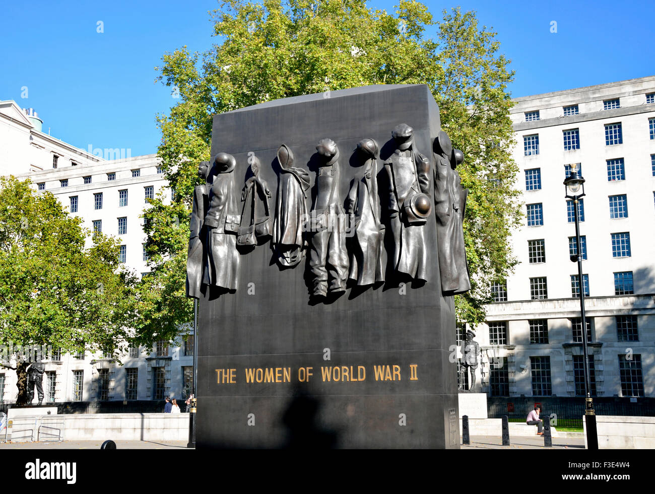 Monument to the women of the second world war hi-res stock photography ...