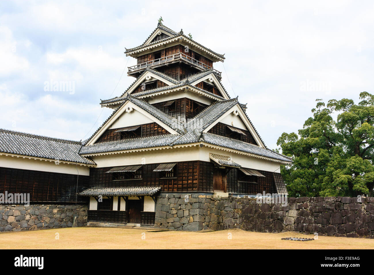 Kumamoto Castle, The multi storey Uto Yagura, turret. With five stories and a basement it is as big as many Japanese castle keeps. Blue sky with cloud. Stock Photo