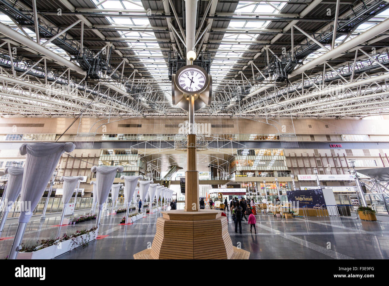 Osaka, Umeda, JR Osaka Station City, clock and upper level above Stock