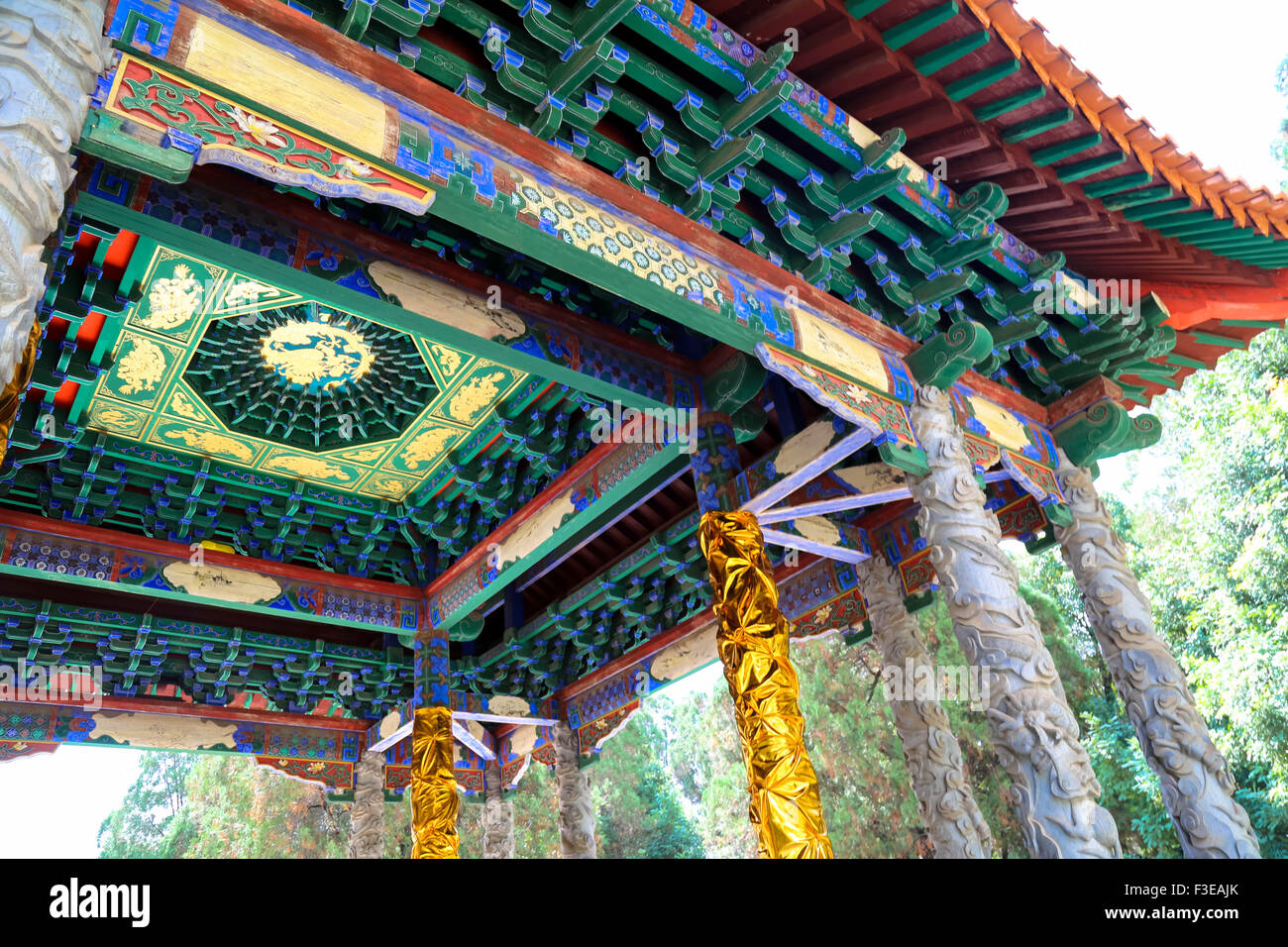 Traditional Chinese Architecture Stock Photo - Alamy