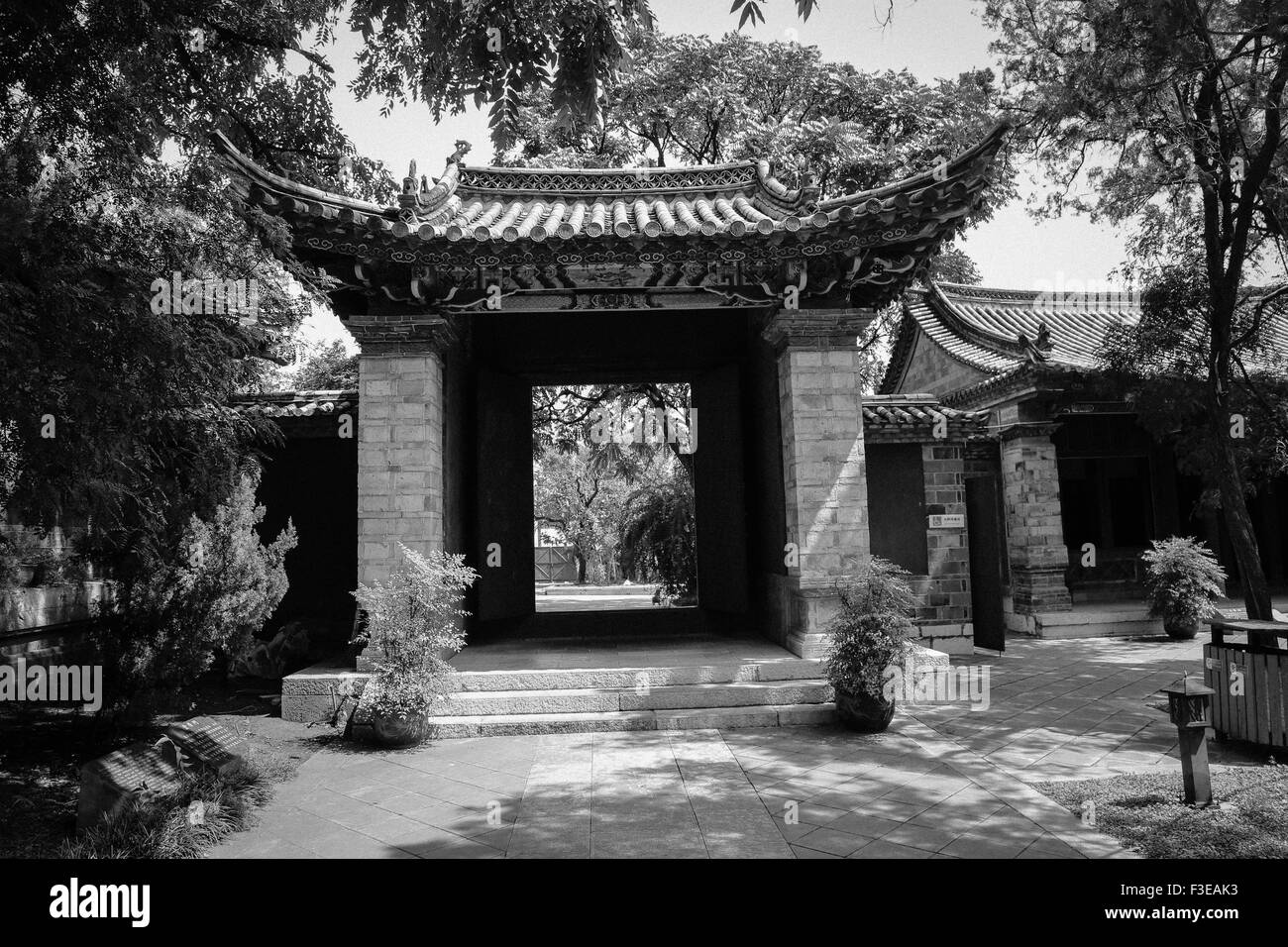 Ancient Chinese Architecture in Yunnan, China Stock Photo Alamy