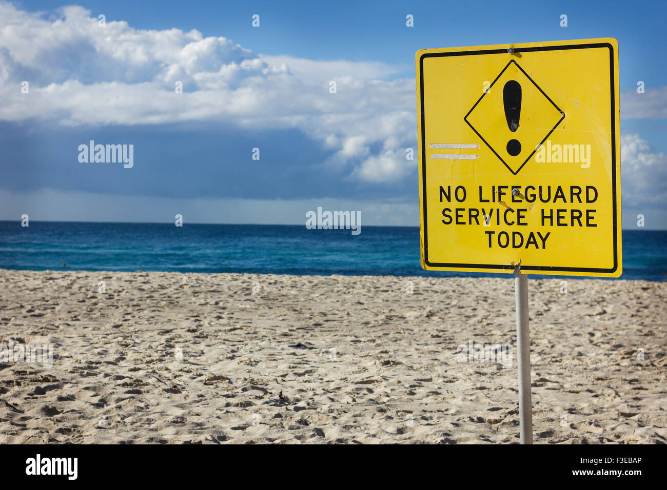 No Lifeguard sign at Bronte Beach, Bronte, Sydney, Australia with