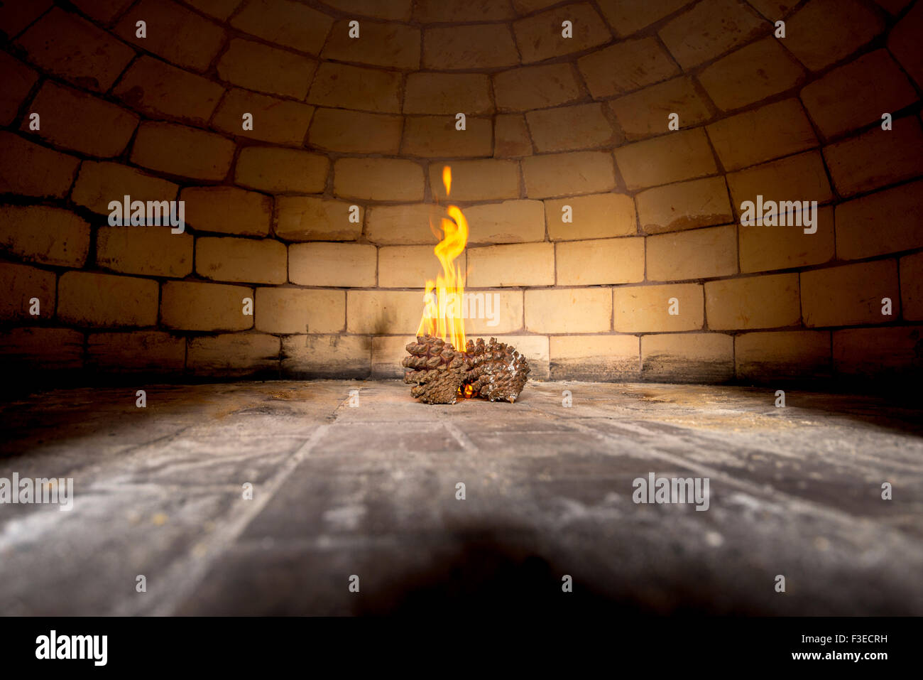 Old brick oven used for baking bread Stock Photo Alamy