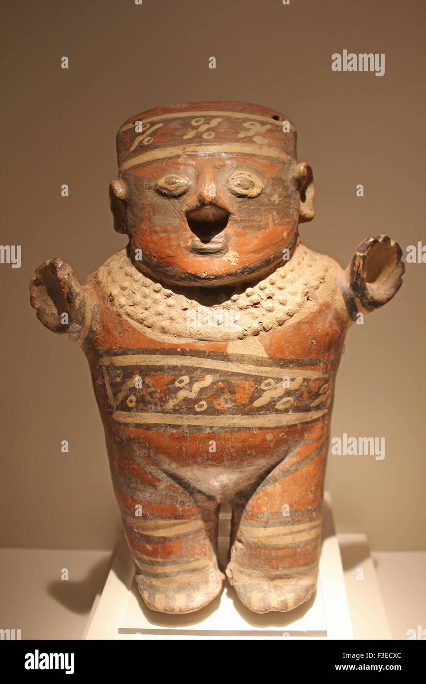 Sculptural Anthropomorphic representation Huari Transitional Period 800 -1300 AD Stock Photo