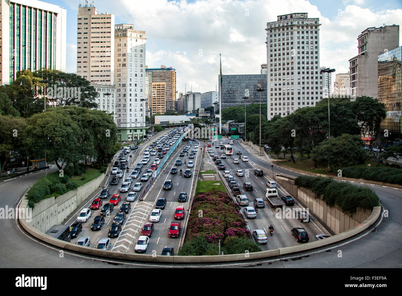 Sao paulo traffic hi-res stock photography and images - Alamy Sao paulo traffic hi-res stock photography and images - Alamy